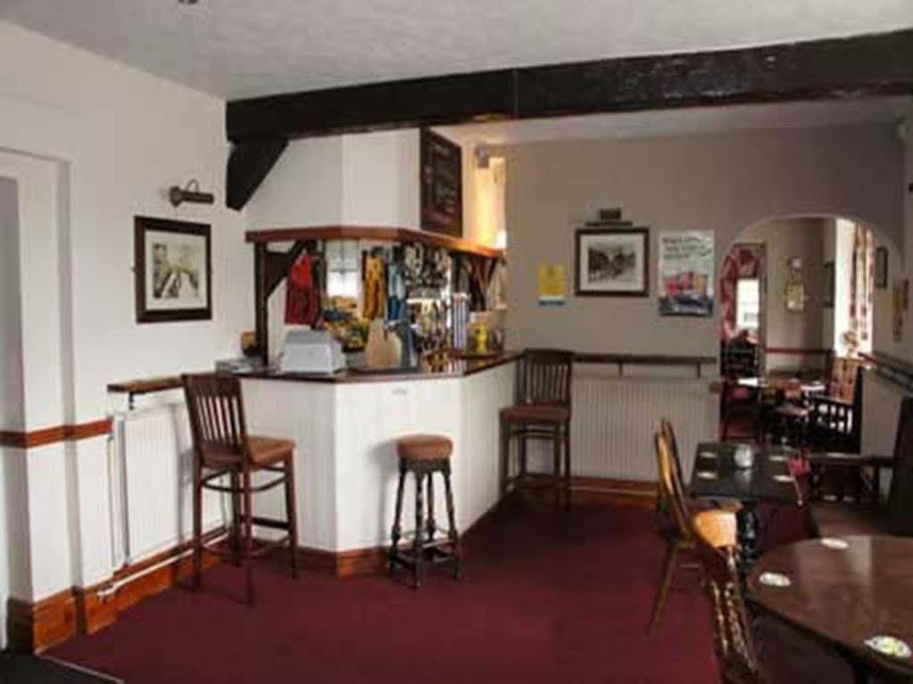 The Huntsman Hotel Cheadle  Exterior foto